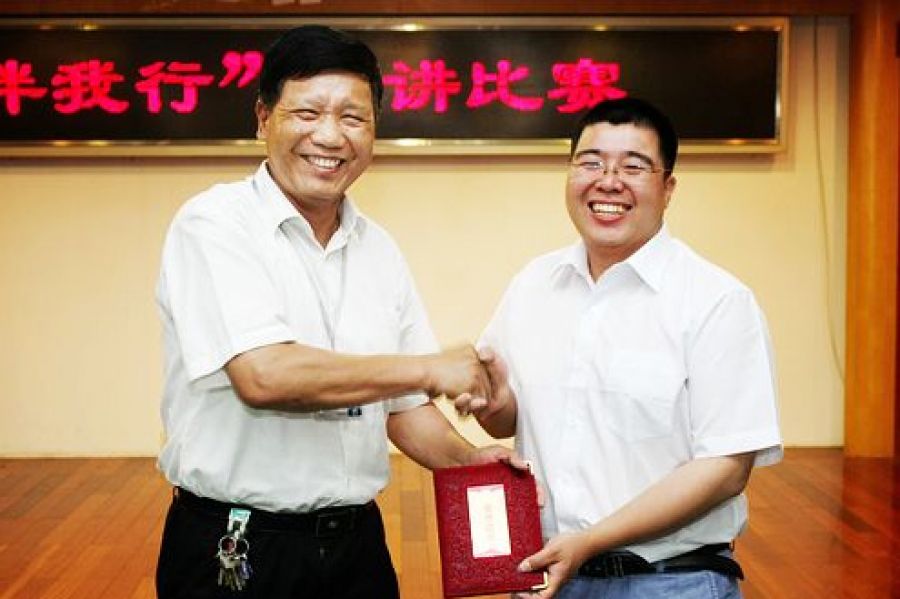 1622641508624816jdE6.jpg 201110262105574964.jpg