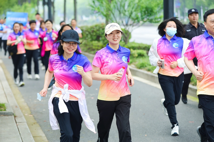 1684720607986757HvP0.jpg 沿江跑3.jpg