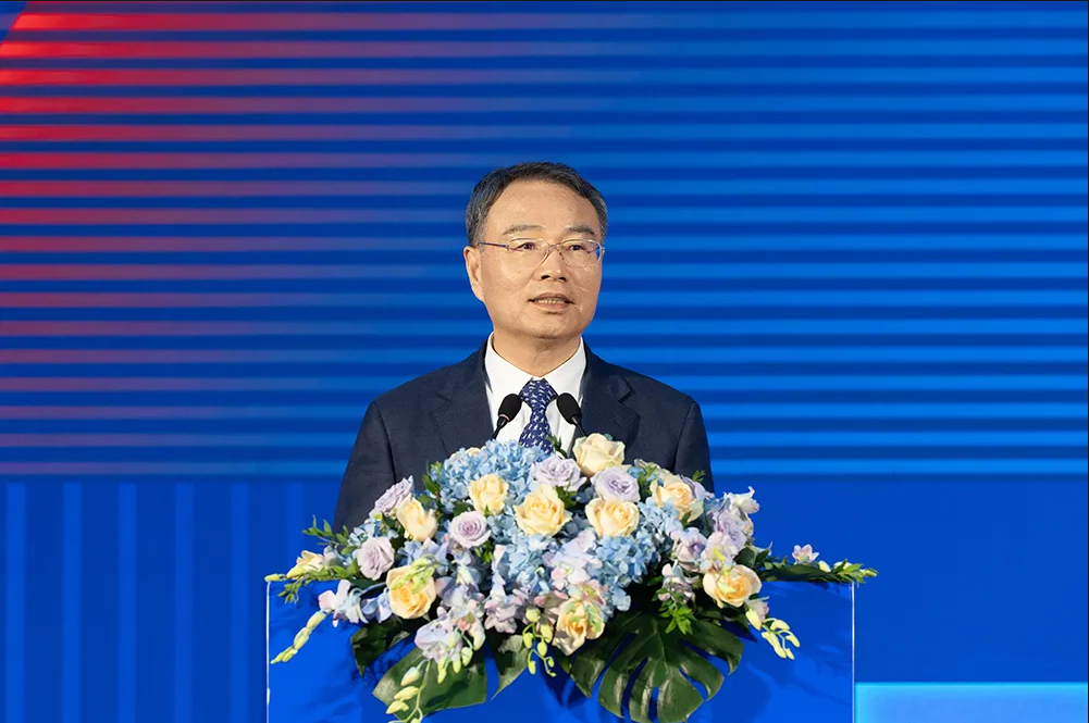 17495227042537991SgQ.png 董事长.png