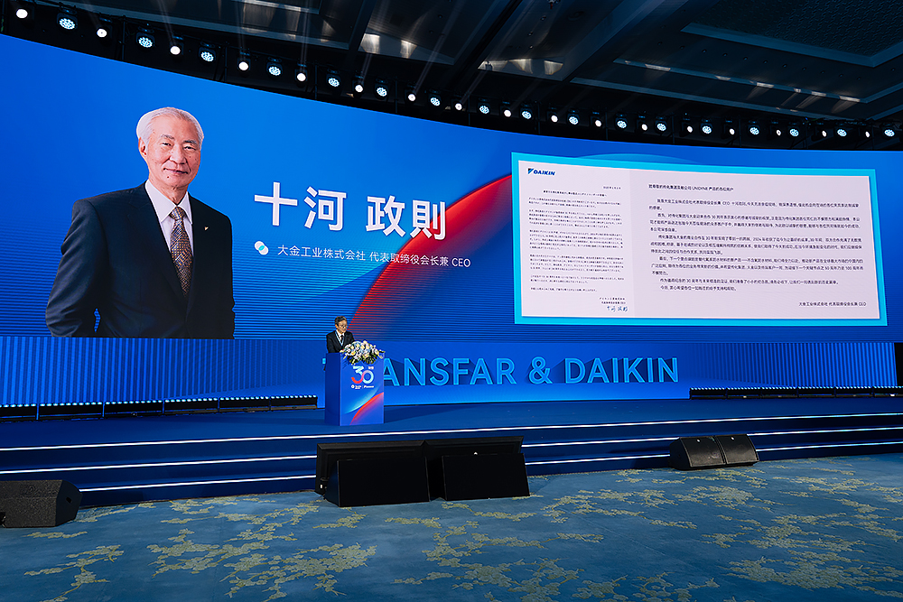 1749522730820514e7Q9.jpg 读信.jpg